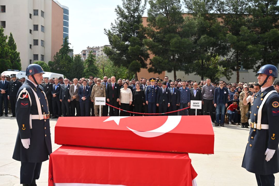 Şehidimiz Uzman Çavuş Taş, Dualarla Memleketine Uğurlandı